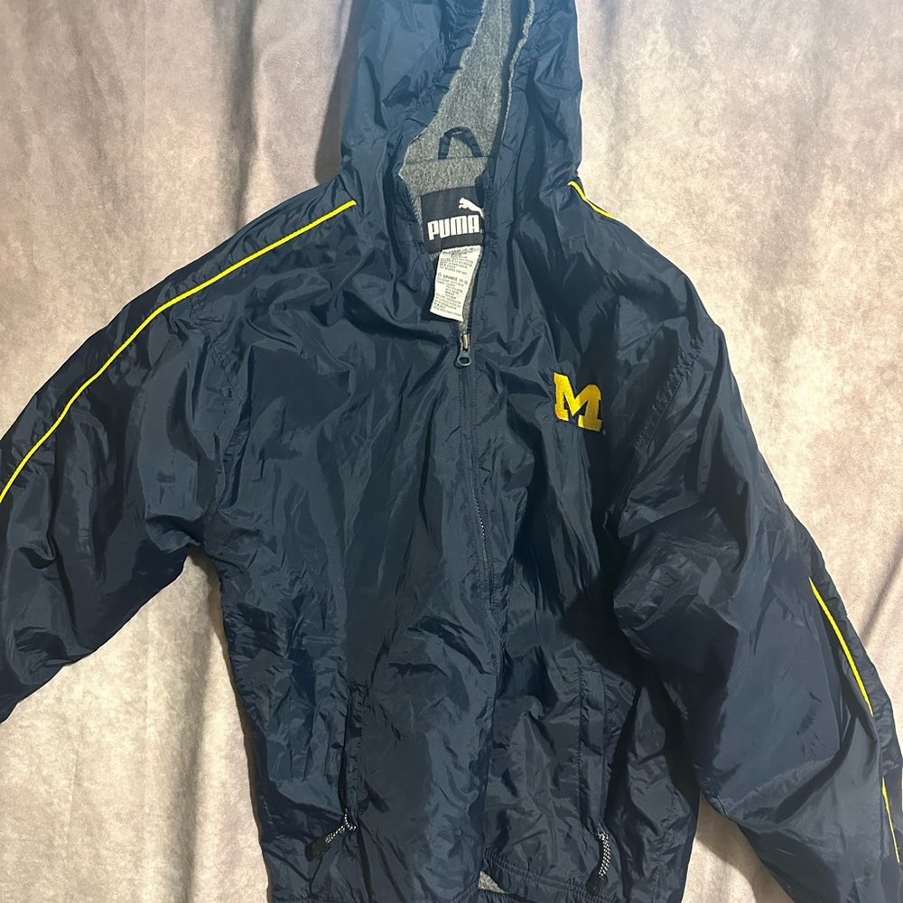Women’s  puma Michigan wolverines insulated zip up jacket